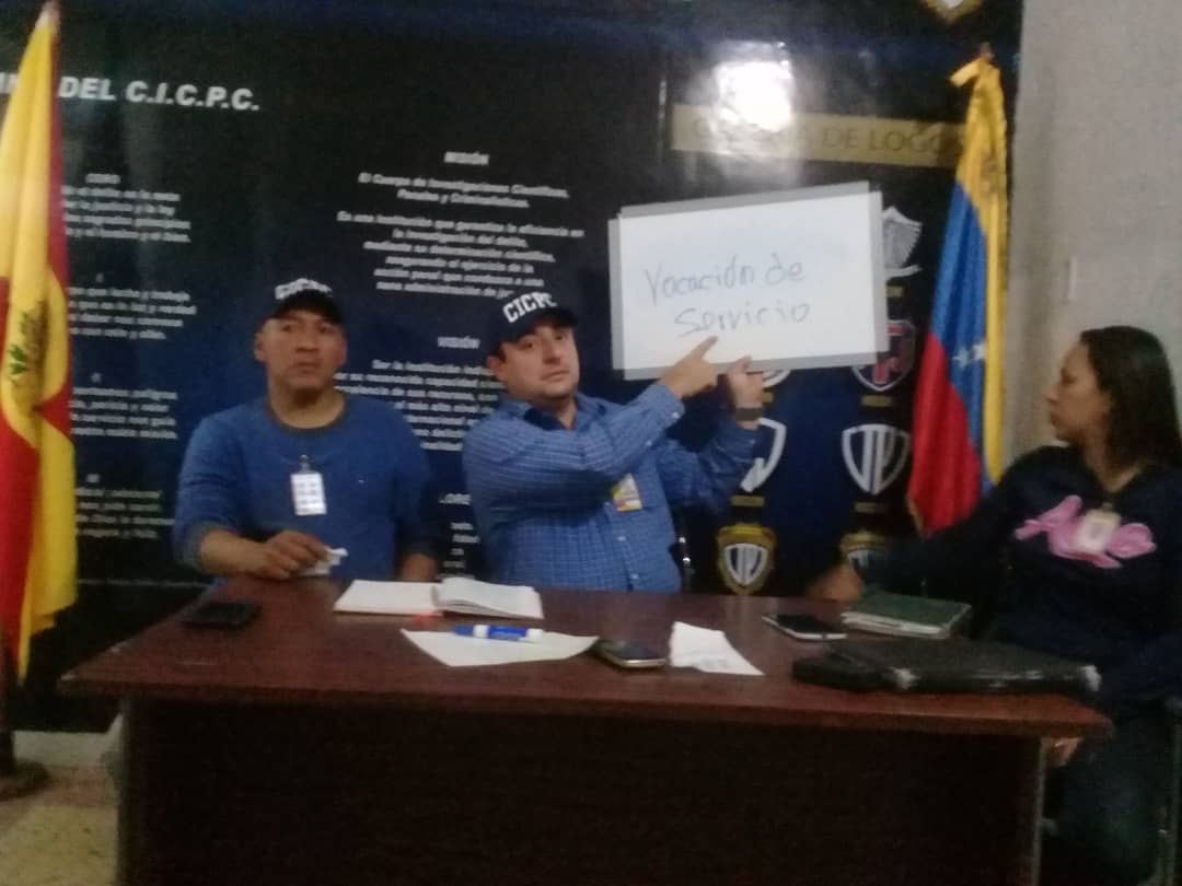 S/D Villa de Cura cumpliendo directrices emanadas de nuestro Director Comisario General Douglas Rico, se llevo a cabo la reunión con el personal policial, administrativo, de reposo, vacaciones y personal de limpieza recalcando valores Institucionales y estrategias de trabajo🧐🚔