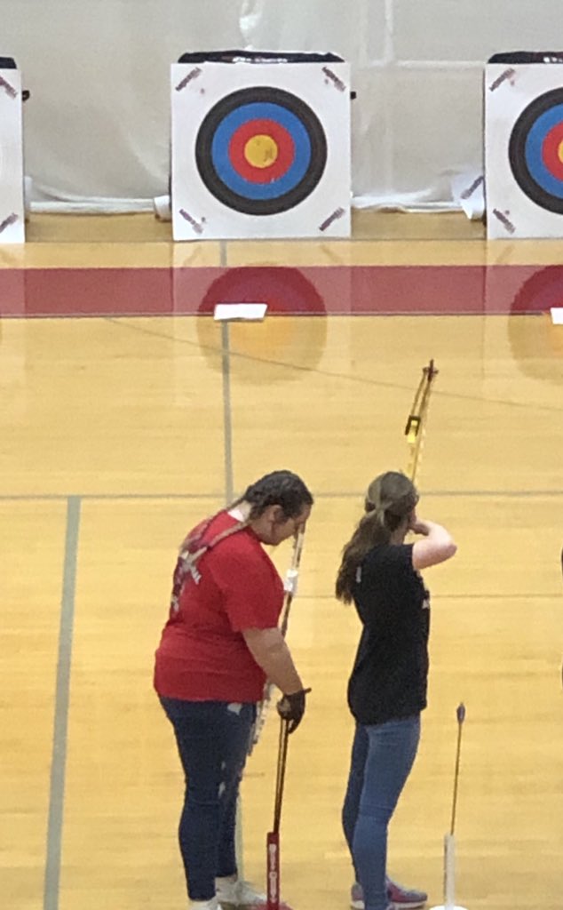 BLacefield's tweet photo. After Track on to Georgetown for archery πΉ π―
Was surprised to see Scott Co mascot was the Cardinals......figured it was the fighting Ryan Quarles @RyanQuarlesKY !!!
#WoodfordCounty
#ArrowJackets https://t.co/qKpUT6Mcdg