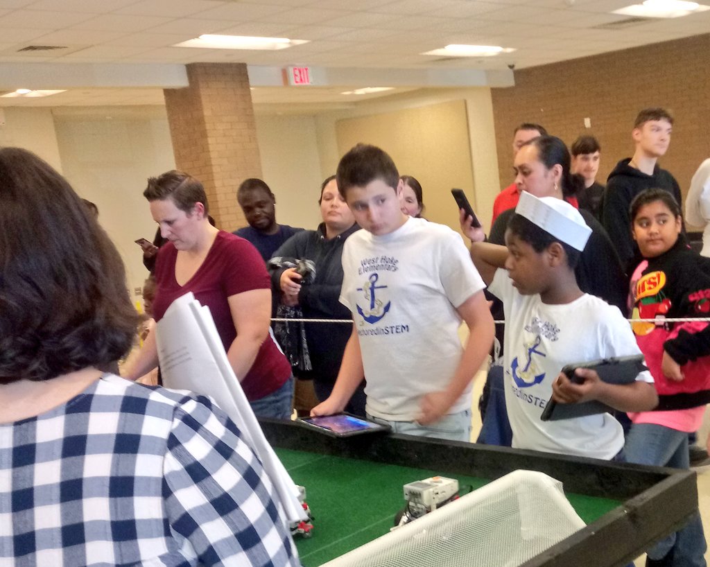 mcbride_edutech's tweet photo. All the afterschool practices and time doesn't amount to the few hours of joy when you see your Ss at competition 'owning it!' #collaboration #teamwork @Dolphinville Robotics! @mrs_allsbrook our Ss were awesome @ncpublicschools @ncstem #NCDLN https://t.co/GqM0CmqTPZ