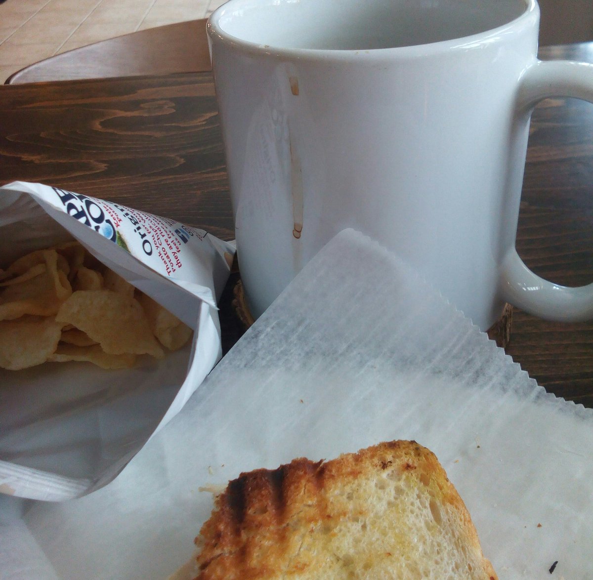 geoffwilbur's tweet image. Lunch #SoundCloudOnShuffle: @DagnyMusic:Backbeat @bridgetsings:TheBreakdown @RescueAurora:Chances @LotusCrush:Blood in the Water @AshleyJMusic:NotLeavingHereAlive @AlchemillaBand:InMyHead @Eiffel65Band:TheEdge @paolafbennet:Desert Sky @pilotforaday:ALittleMore @Roxannemusic:Rerun