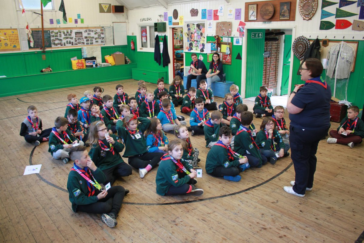 SuttonSnaggles tweet media