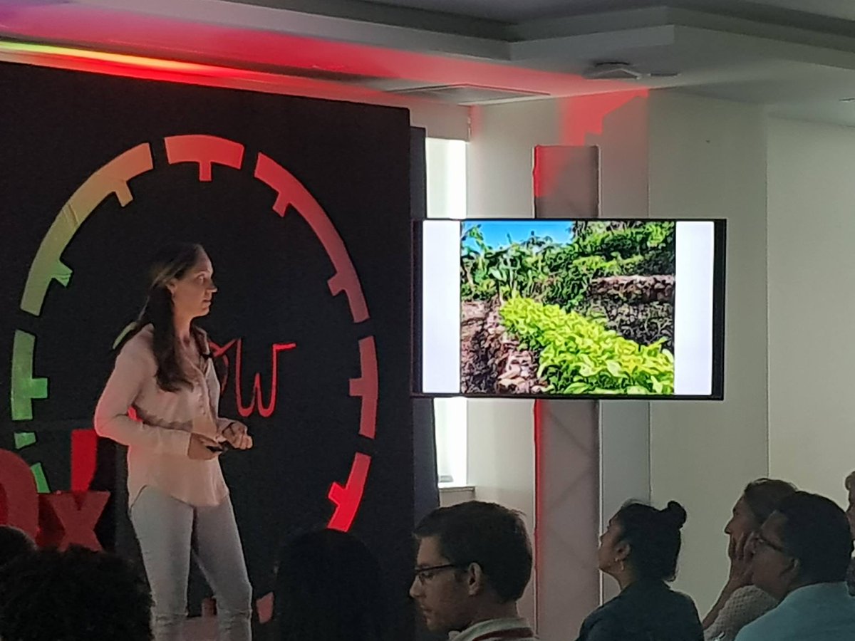 TEDxRoadTown's tweet photo. Nea Talbot displaying her farm during her presentation. The T.I.M.E is Now. Let's encourage the youth to value our food system. https://t.co/31D32NoppD