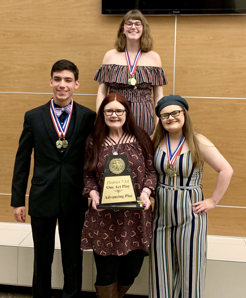 Azle HS Drama tweet media