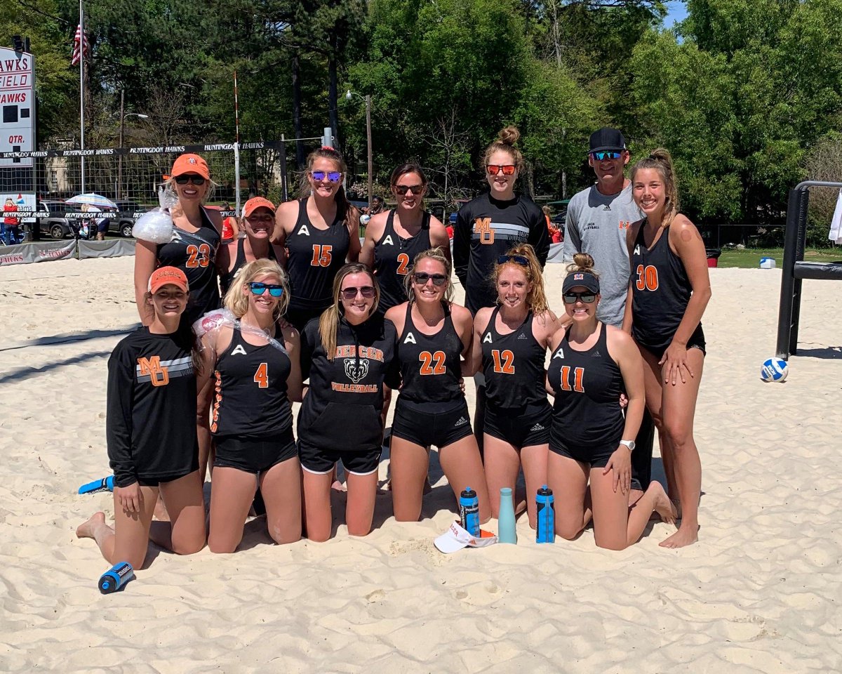 MercerBearsVB's tweet photo. Mercer downs Webster International &amp; Principia College. 😎👊

📰➡️ https://t.co/XcUbHMkqRy

#RoarTogether https://t.co/zW5C9B5gnx