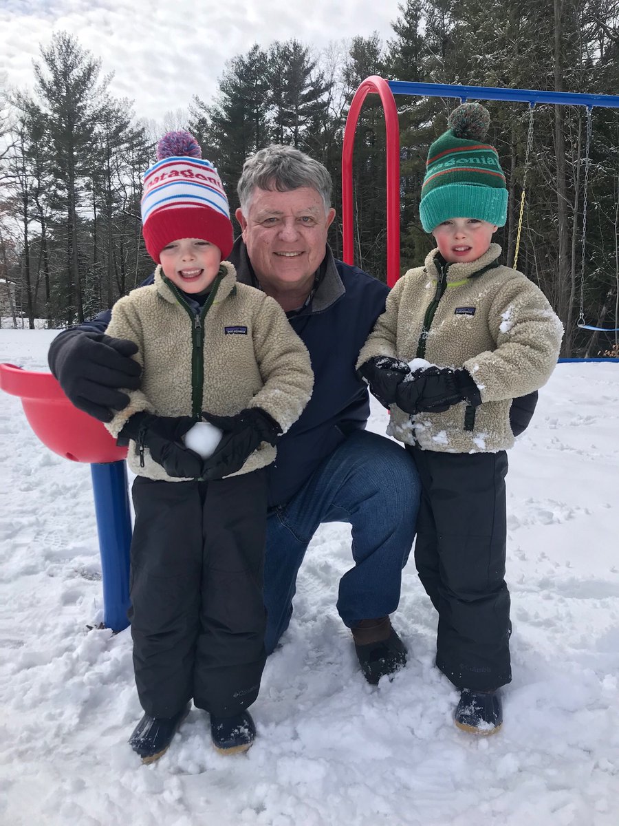 richwise26's tweet photo. Teaching my boys how to make snow balls. https://t.co/cd0GvOAg87