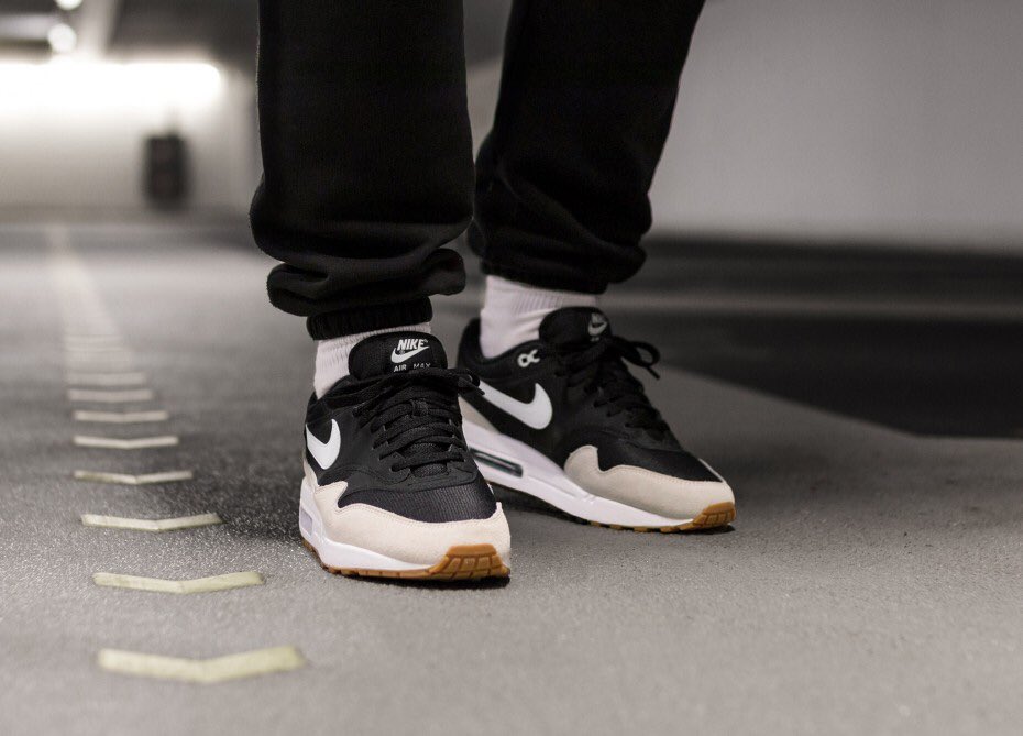 nike air max 1 black bone