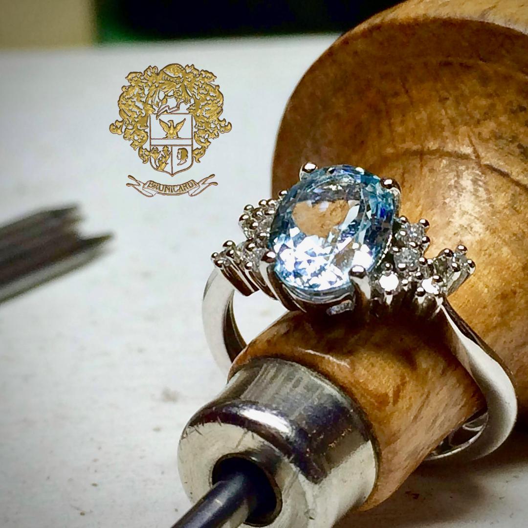 brunicardigold's tweet photo. #18kt #WhiteGold #Ring #Handcrafted #Acquamarine #Diamonds #StoneSetting #Bezel #italianJewels #ItalianDesign #Artisan #Goldsmith #JewelryDesign #JewelryCreation #Beauty #Exclusive #JewelsAreForever #MadeinItaly #MadeinTuscany #BrunicardiPreziosi #MarinaDiCarrara #Tuscany #Italy https://t.co/GXJLBIKsbr