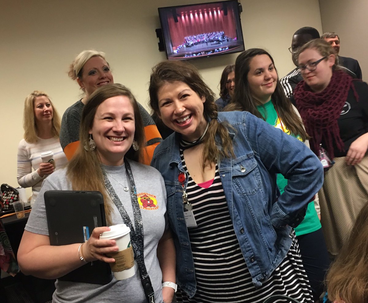 MrsLeighChorus's tweet photo. All City music weekend was fabulous. Representing our RoFo Chorus were the pictured students. We also had a GREAT Arco Strings show. Bravo to all performers (&amp; to the music teachers too - pictured is Mrs. Leigh &amp; Mrs. Rojas - the chair and cochair of this event!)!!! 🎶 https://t.co/w4SEJgX4wH