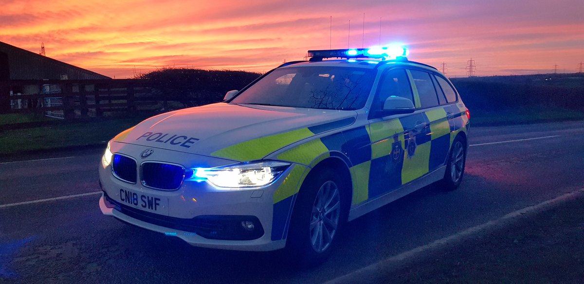 durhamRAPolSC's tweet photo. This evening's #ViewFromTheOffice as we assist a stranded motorist and deal with another motoring offence #Sedgefield #3459 #3757 #SpecialContribution https://t.co/wl8Rx0qkmk