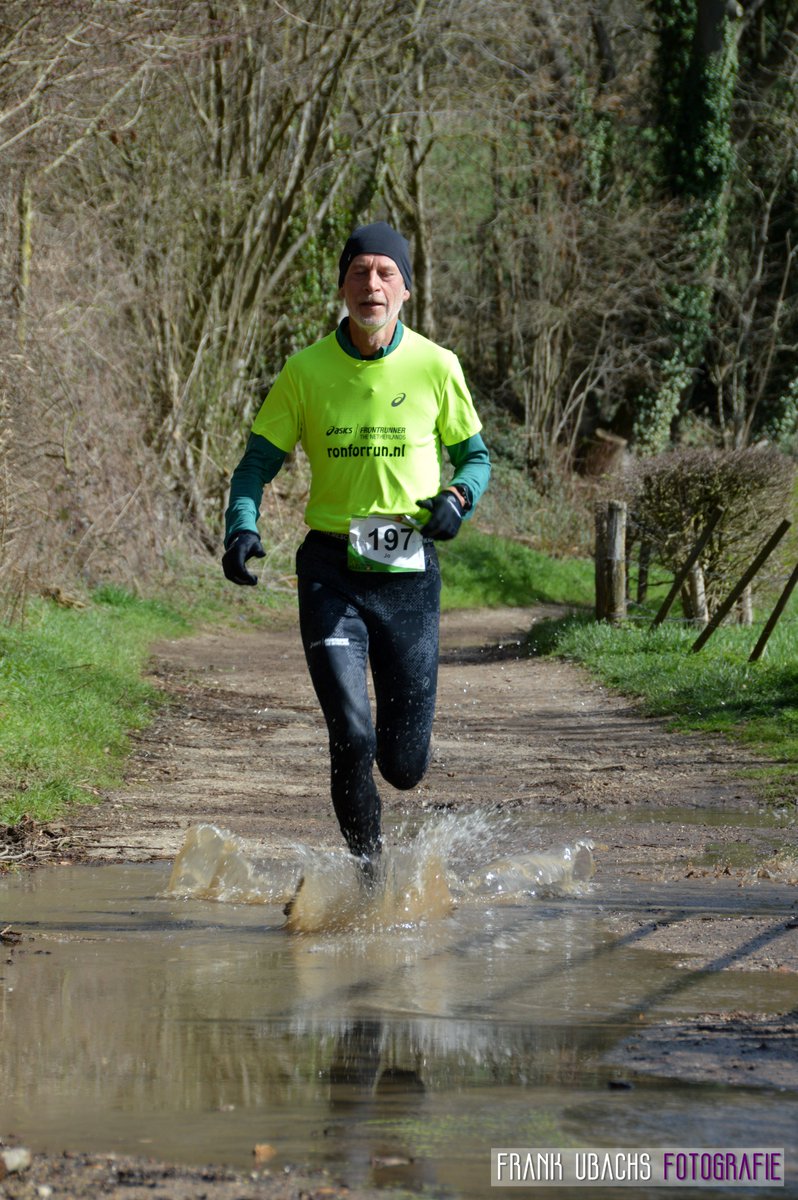 Verslag van de Heuvelland Marathon. 42Km van Drielandenpunt naar Maastricht.
groepsaccommodatie-ardennen.be/jo/result19.ht…