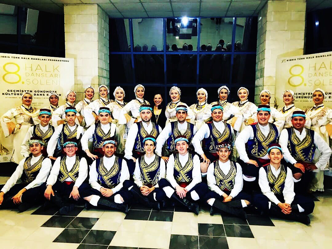 FOLK-DER’in velisiyle, dansçısıyla ve yönetim kadrosuyla büyük bir aile olduğunu tekrar hatırlama fırsatı yakaladığımız 8. Halk Dansları Şölenin’de bize büyük gurur yaşatan dansçılarımıza ve tüm paydaşlara sonsuz teşekkürlerimizi sunarız... #folkder