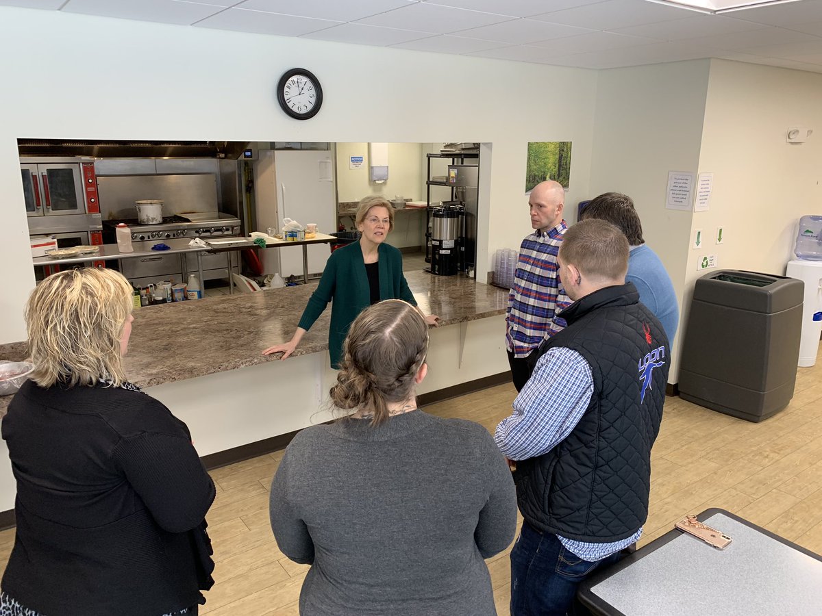 ewarren's tweet photo. This morning I was glad to visit Friendship House, an addiction treatment center in Bethlehem. Many of its patients have recovered from opioid addiction. My opioid plan with Rep. Elijah Cummings would invest in centers like Friendship House so we can tackle this epidemic head on. https://t.co/AiaFJVuITf