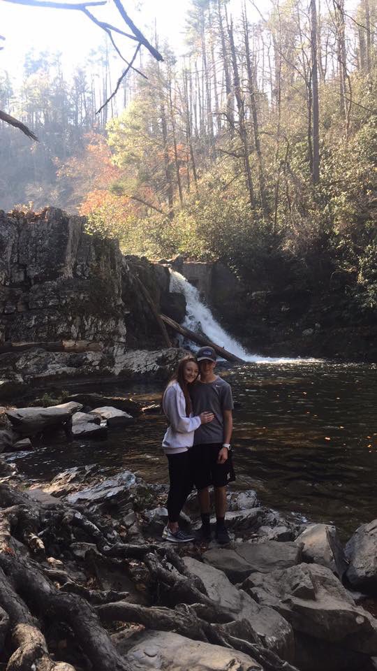 HannaBeeler's tweet photo. Happy Birthday to the biggest pain in the butt for 3 years now. be safe🤩🔞🔞 #brat #hatehaterelationship https://t.co/E0cNxHKXYK