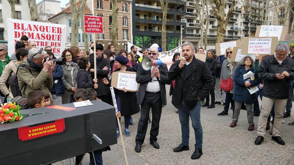 LenainDebout's tweet photo. Manifestation festive aujourd'hui du Collectif Education #Montreuil-#Bagnolet contre la dégradation des conditions d'enseignement dans nos établissements https://t.co/80iFA8Jofw