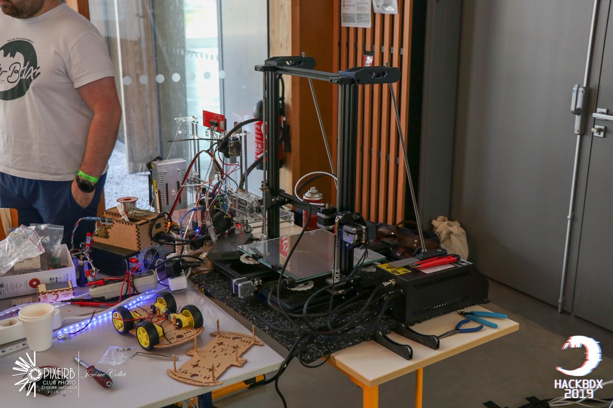 pixeirb's tweet photo. #hackbdx19 https://t.co/o6CEnhOEzd