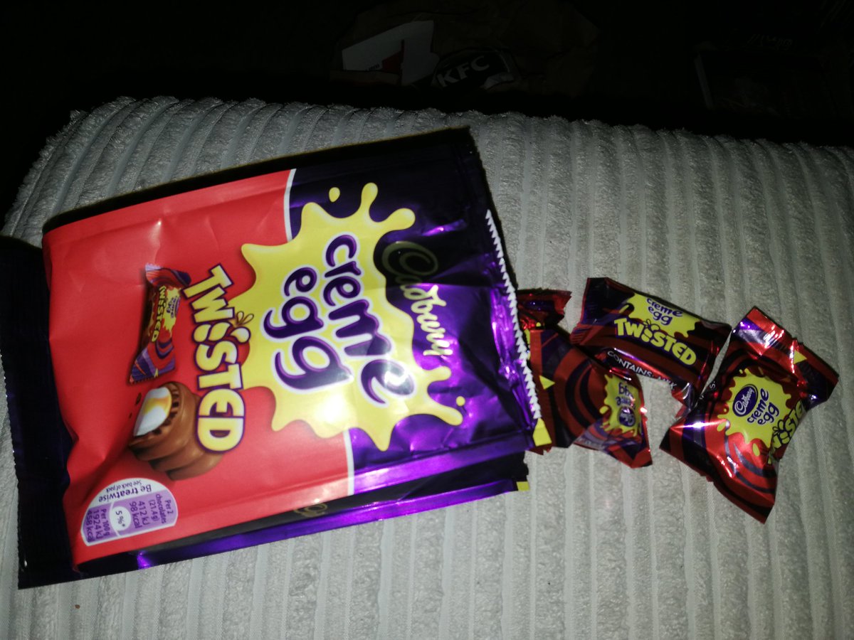 phil_technstuff's tweet image. Hey @CadburyUK what on earth is this? So much wasted non recyclable single use plastic! This is not cool. #waste #singleuse #Unacceptable