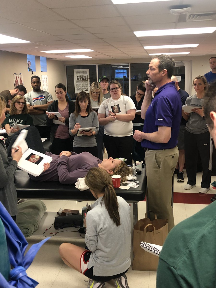 GoodmanPerformT's tweet photo. Helping TA, Structure and Function Dry Needling!   Day 2 @sfdryneedling @suefalsone @hortzb https://t.co/SHWIKaAvaQ