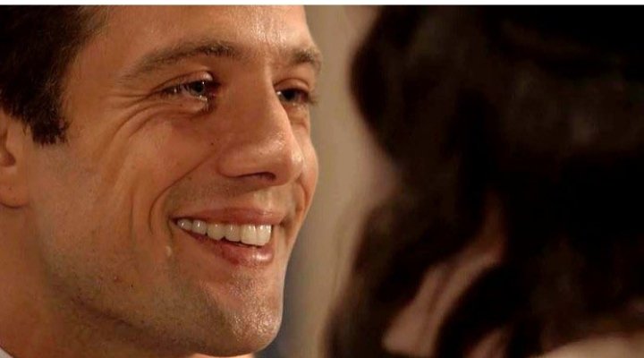 perronimoraes's tweet photo. Cena mais emocionante:
Quando Júlia conta q está grávida "meu amor acho q vamos t nosso filho". 😍🤧
#JuniloWeek #EspelhoDaVida https://t.co/tFT1XOiUIC