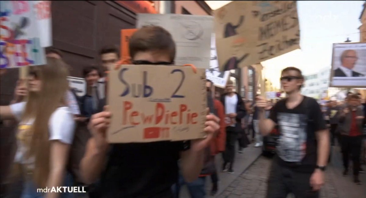Justin_TDog's tweet photo. Hey @pewdiepie, my friend made two times advertisement for you in the news! Props to Richard! #Sub2PewDiePie #Erfurt #Artikel13Demo https://t.co/vaiBfTGons