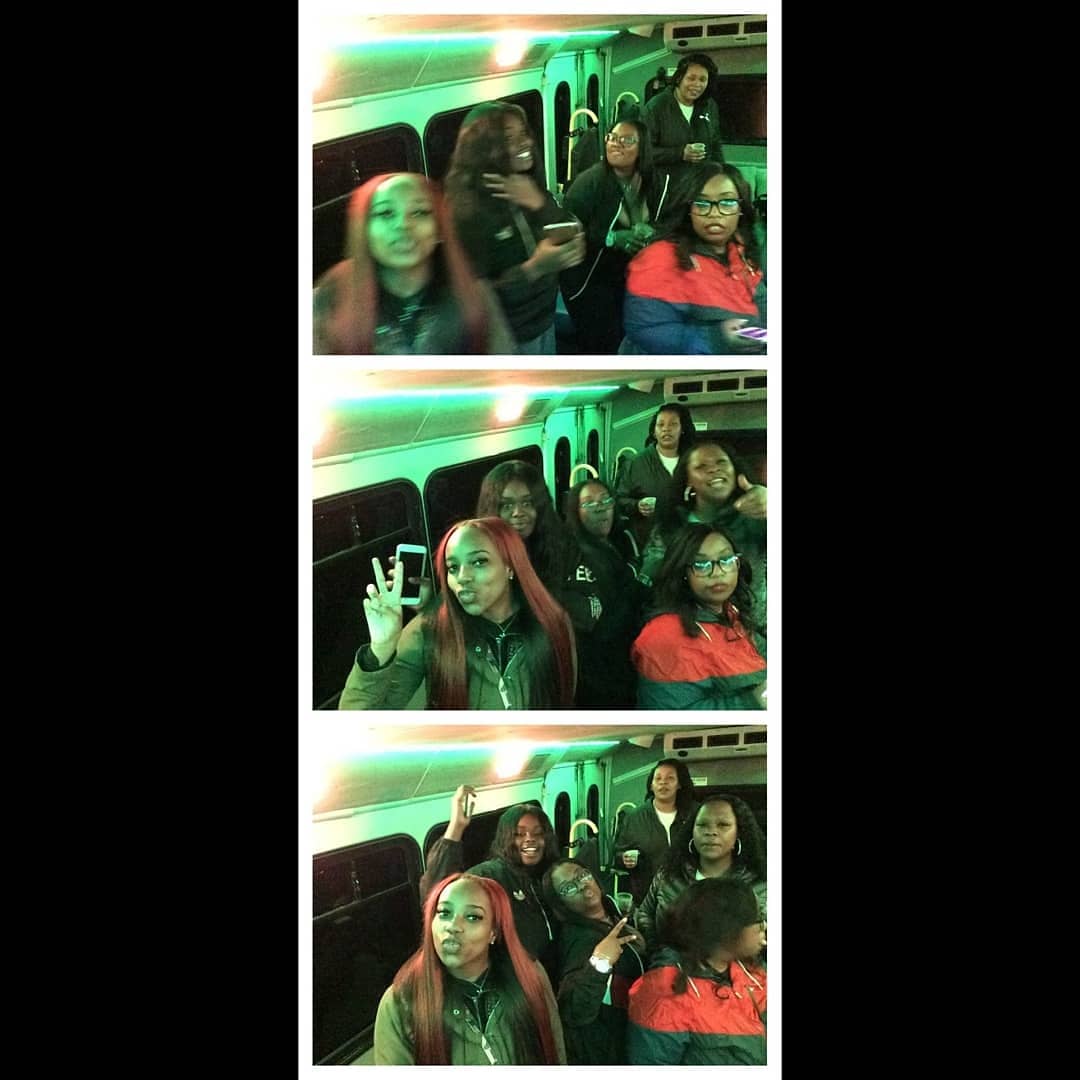 CandyCabChicago's tweet image. FUN FACT:

We have a Photo Booth on Karaoke Cab!

DM to Book!

Karaokecabchicago.com

#ChicagoPartyBus #PartyBus #ChicagoWineryTour #WineryTour #KaraokeCabChicago #SWMichiganWineryTours