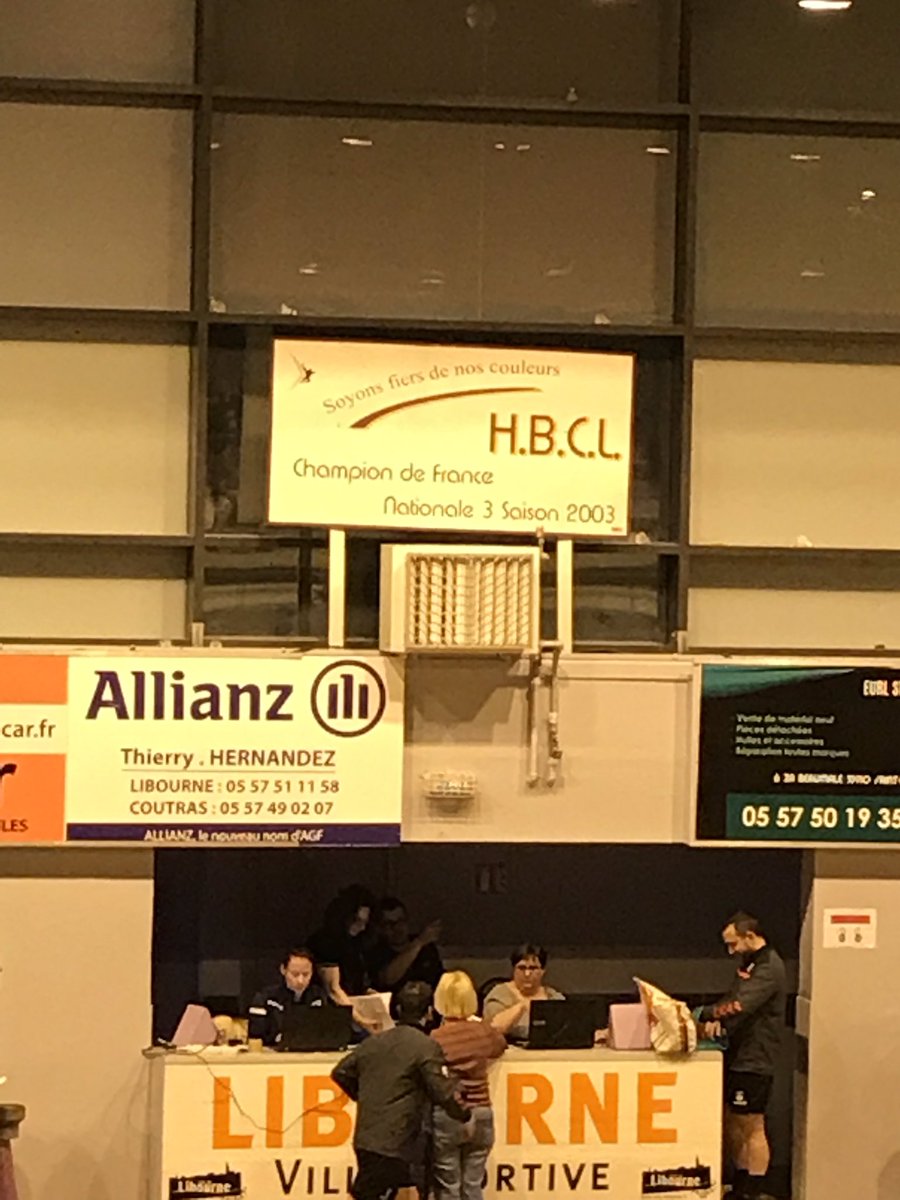 GMau07L's tweet photo. On change de sport un peu 👌💪🐧#handball #N3 #HBCL #Libourne @PauNoustySports #ouverture #esprit @ville_libourne @FCLibourne #Communion #sport #BEF @Ir2fLFNA https://t.co/P5phPq7Bux