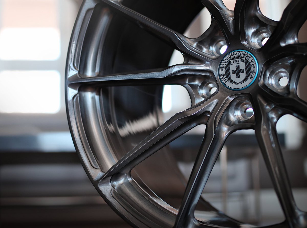 Need the right wheels for the right stance #HRE #P104SC 😍