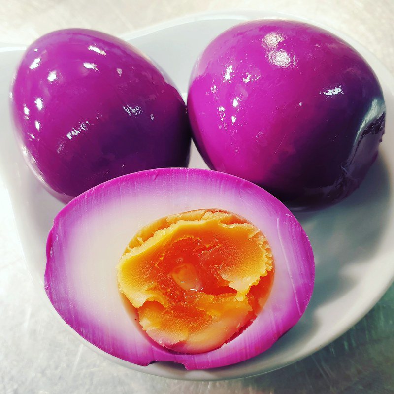 zong_t's tweet photo. Spiced Red Cabbage Pickled Eggs.

#thestaffcanteen  https://t.co/xDZp1lsMrK https://t.co/NGI7KF9R0m