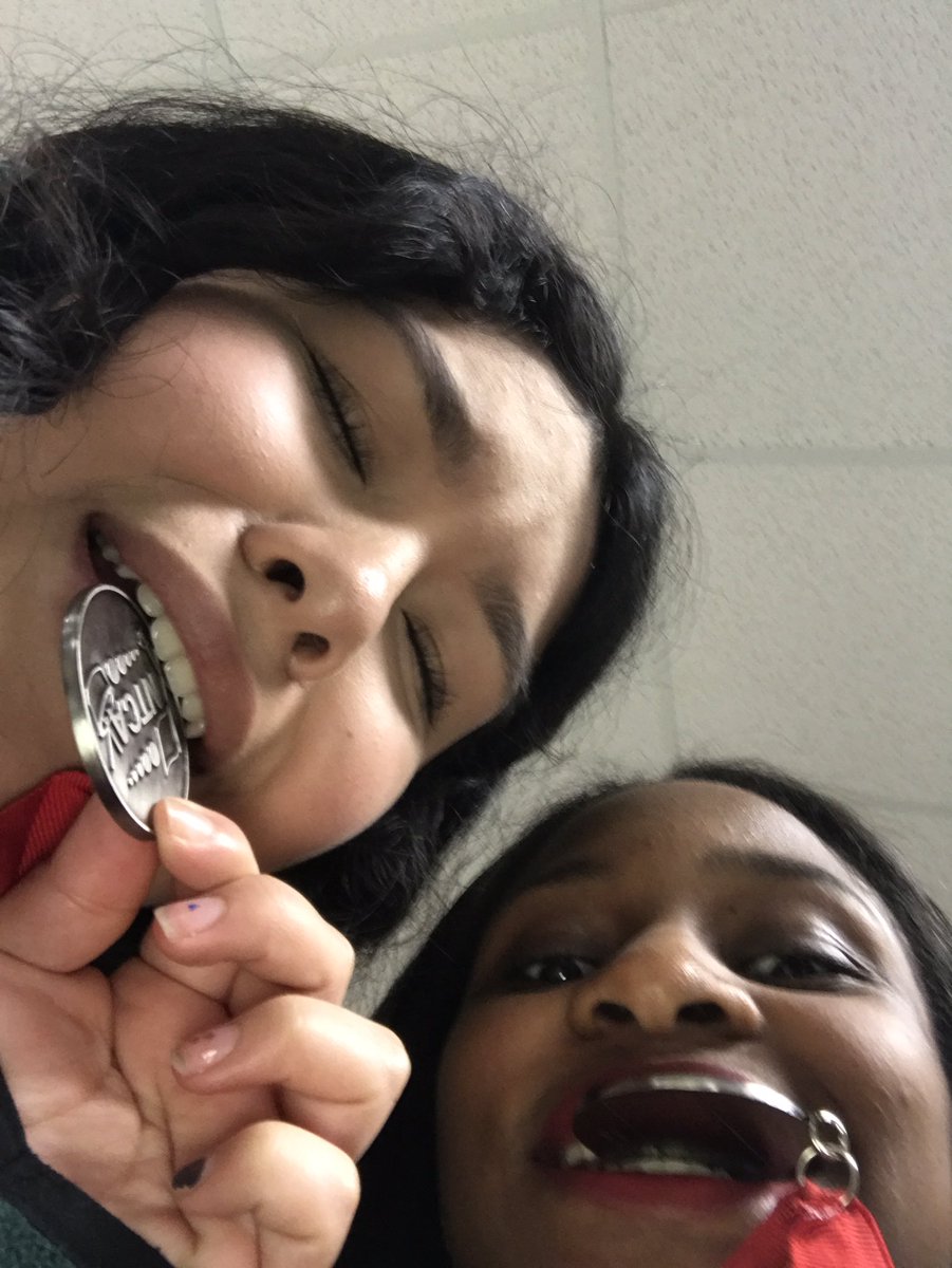 xzepora's tweet photo. I lost my nails for a good reason ❤️🤧 https://t.co/XWcDFiKTfw