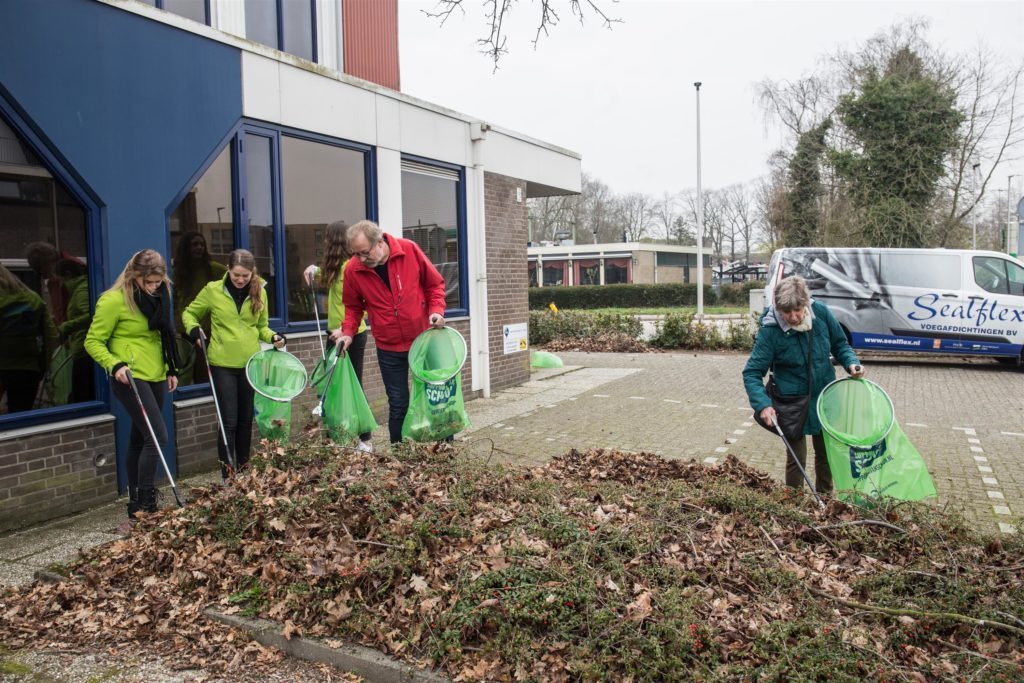 ELbullentin's tweet photo. Landelijke Opschoondag, in Etten-Leur ook vele acties! https://t.co/uJyPrzzEuK https://t.co/AMSm2kTERg