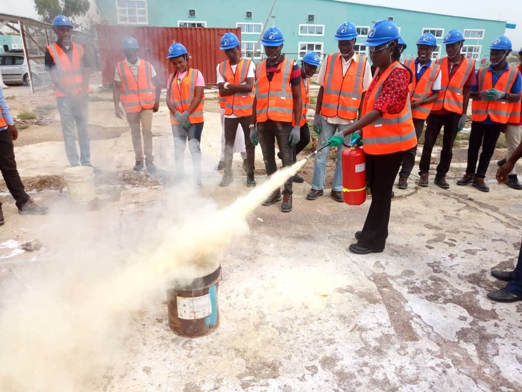 bluecamelenergy's tweet photo. @Sterling_Bankng takes the lead in capacity building &amp; Job creation in the Renewable Energy space as it partners with @bluecamelenergy to deliver world class training on scholarship basis, this training is happening in Kaduna. @GovKaduna @kdkapsco @Kadstep @InvestKaduna https://t.co/6TX7Nb6xtb