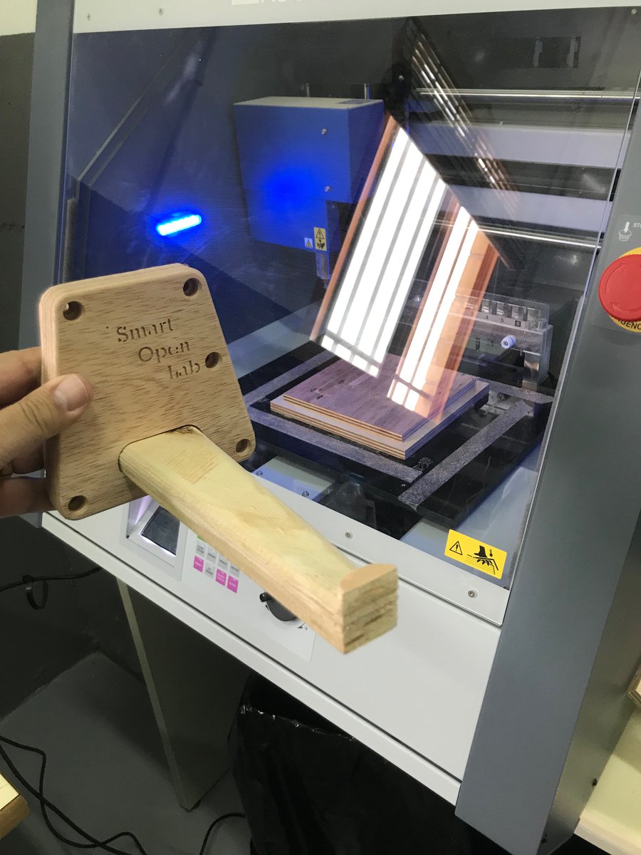 smartopenlab's tweet photo. Hoy un día intenso en el #FabLab #LaboratorioDeFabricaciónDigital #SOL #SmartOpenLab con cursos de capacitación para el uso de las nuevas máquinas y con muchas ganas de hacer cosas nuevas ... @brunky37 @JoseCeballos_ @AGordiGuerrero @EstudiantesEPCC @EPCC_Unex @infouex https://t.co/hQdXQ9SOcm