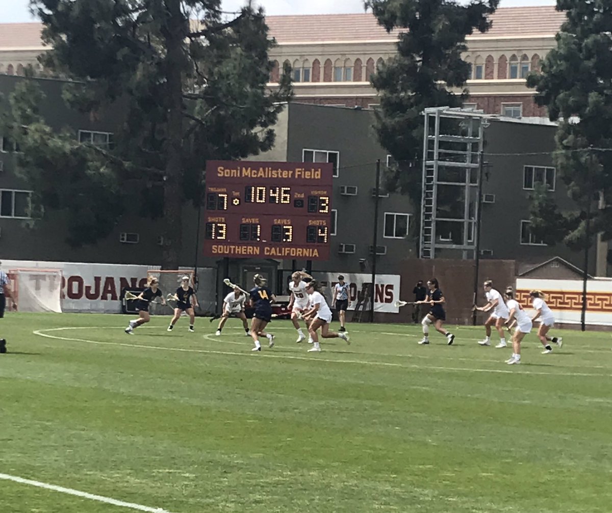 JonGordon11's tweet photo. Watching the @USCTrojansLax game. Fun to watch @KaeliHuff @kelseyhuff16 and @erin_bakes play. https://t.co/VnwYWdga26