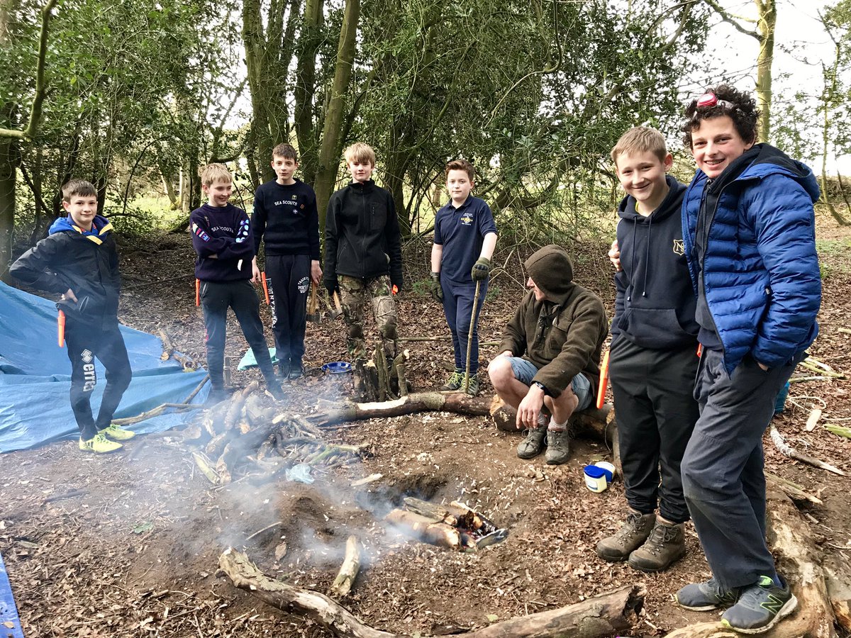 8thNorwich's tweet photo. Fab 1st day at the Even Wilder Camp #bushcraft #scoutingisfun @norfolkscouts @UKScouting https://t.co/TrIEaEyTmu