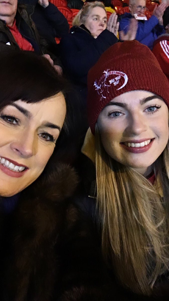 TreatsBody's tweet photo. @Munsterrugby #thomondparkselfie https://t.co/tNmDrbsZu9