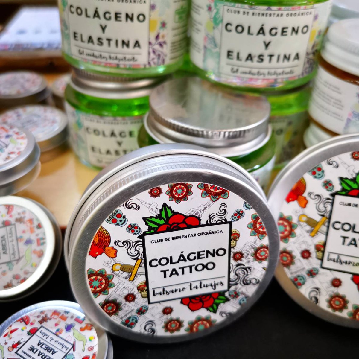 PasajeBazar's tweet photo. #CBO
Y su productos que cuidan tu piel, los encuentras sΓ‘bados y domingos en #PasajeBazar
#TeVaAEncantar β€οΈ
π #madero6 y #5demayo7 #centrohistorico #cdmx π²π½ π π π¨βπ©βπ§βπ¦ π https://t.co/2WSkXhCtND