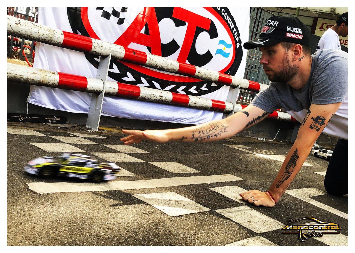 manocontrol's tweet photo. P4 para @marcevivo y P16 para @agustinvivo con los @RenaultSportARG #TorinoTeam del @Trottaracing en el Gran Premio @fricrot  de Turismo Carretera @actcargentina de @Manocontrol https://t.co/MuDFXu0PhF