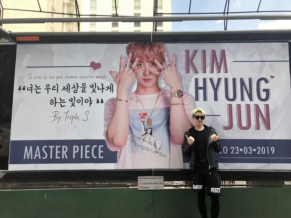 WITH_UBER's tweet photo. [#KIMHYUNGJUN] 2019 KIM HYUNG JUN LATIN AMERICA TOUR <MASTER PIECE> (#MEXICO)

Gracias a las fans de Mexico, haremos nuestro mejor esfuerzo✌️

#UBERPlaceHoldings #김형준 https://t.co/4T9Tgoaf89