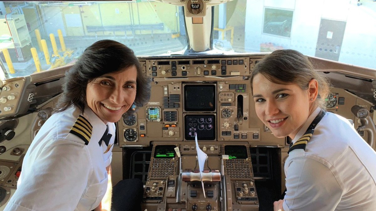 FOX13News's tweet photo. Like mother, like daughter! Captain Wendy Rexon and First Officer Kelly Rexon piloted a recent Delta flight together, and a photo of the mother-daughter flight crew is inspiring thousands! https://t.co/KiVCTuc7ZD https://t.co/MCvRHt46UV