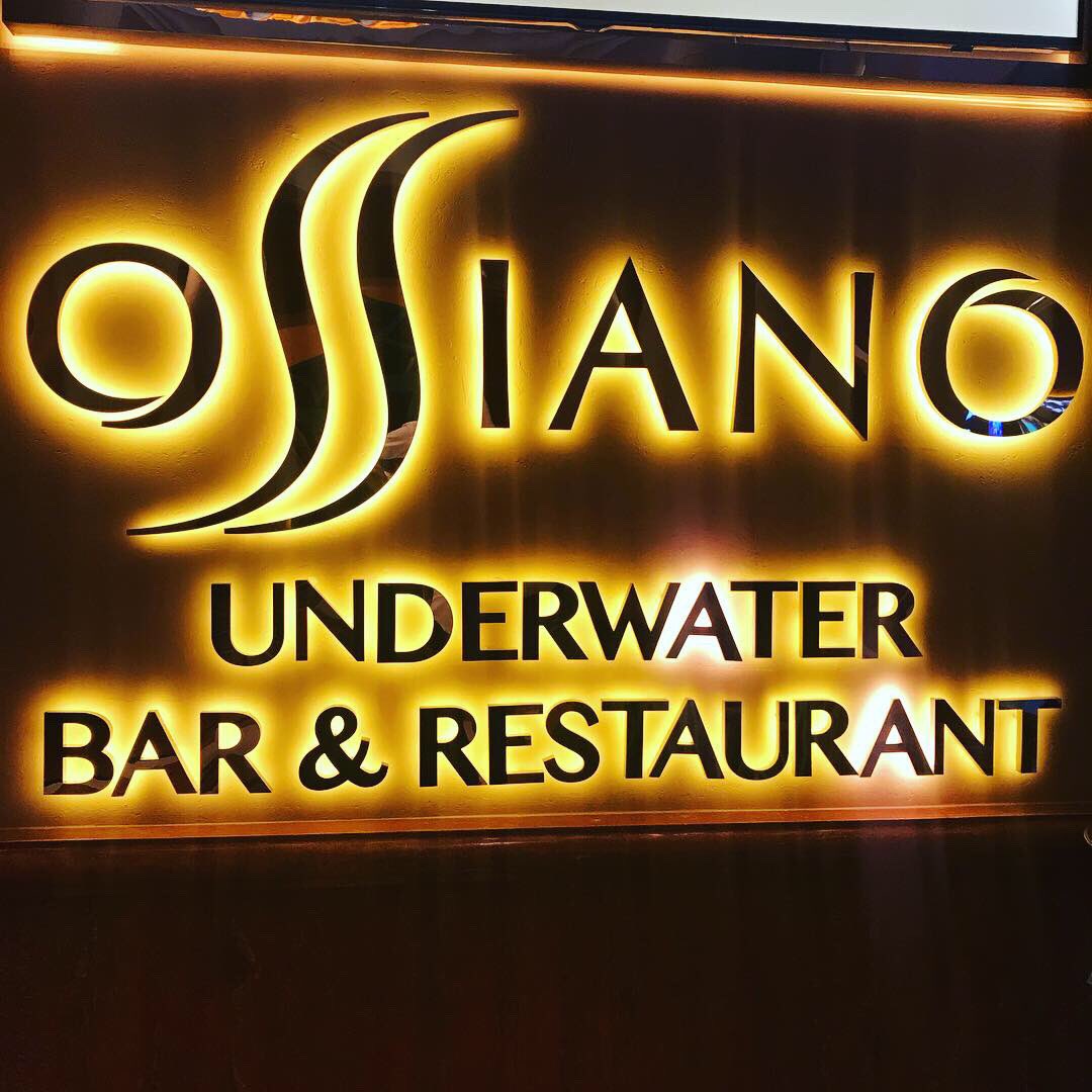 MrSS_Life's tweet photo. #OSSIANO Underwater Restaurant @ATLANTIS 🐟 🐠 https://t.co/Ni4XWXSVdT