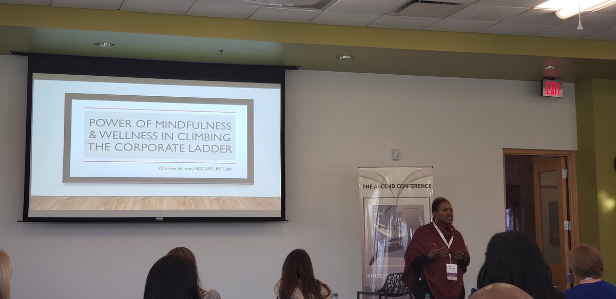 WSRapport's tweet photo. Our final #Ascend2019 speaker, who is crystalizing our vision of how to #GetPositionedHigher. She says #Energy is our greatest resource, not time. @JoynicoleM @sporing @IT4PC @LatriciaClariss https://t.co/7yjEJCmlVc