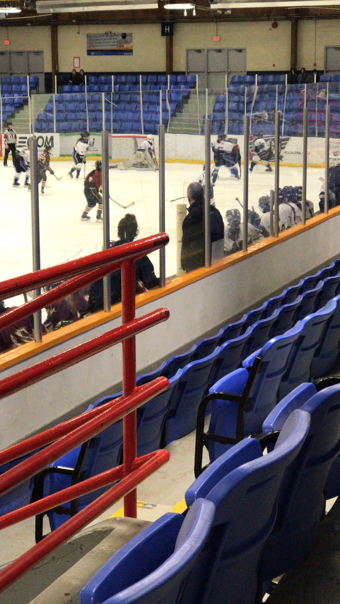 OOKSWHKY's tweet photo. Thanks @PredatorsElite for the hospitality and running a well organized Female Midget Provincial Tournament. Great to see teams competing hard and players giving their all. #futureooks https://t.co/fZ0r45LaFS