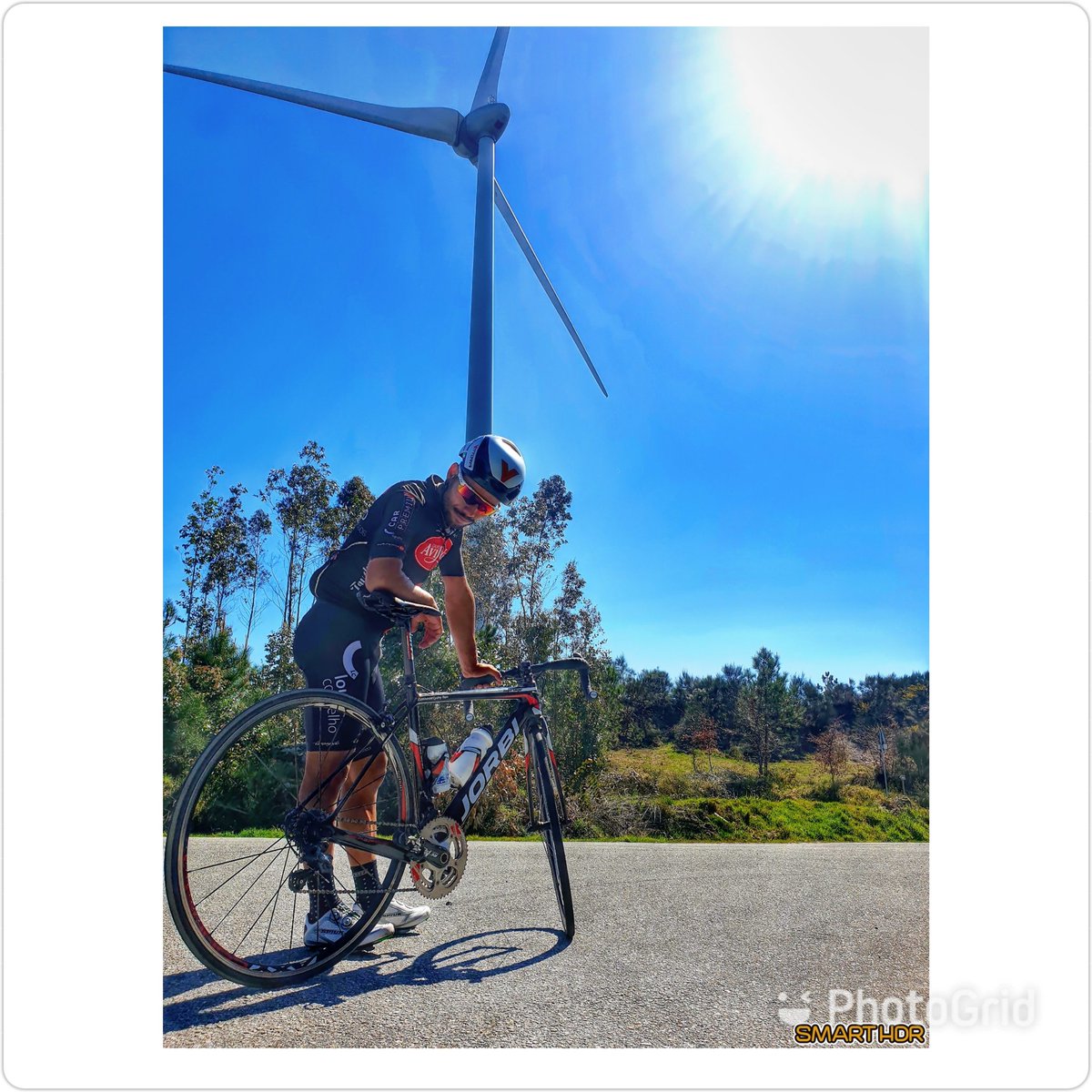 NunoMeireles46's tweet photo. Um dia vou perceber como consegues provocar tanta dor! 😂😂
#aviludolouletano #jorbi #SPIUK #cyclinglife #cycling https://t.co/zXFtMZHm1q