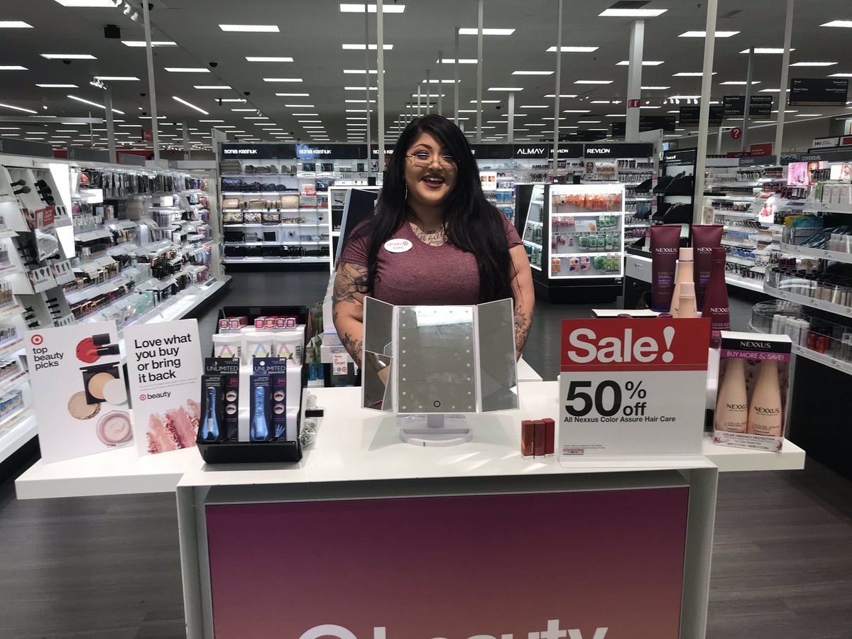 Welcome Spring 🌸🌷T1805 has all your Spring Color trends!💅🏼Celeste is excited to educate you! <a href="/Vince_Cabias/">Vince Cabias</a> #WorkSomewhereYouLove