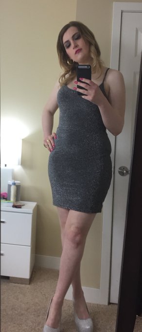 Glittery glam! Date night worthy outfit????  LMK! Chaturbate: https://t.co/AcKKyoHvmT ManyVids: https://t<a href="/tag/porn"class="tags"><span>#porn</span></a><a href="/tag/cammodel"class="tags"><span>#cammodel</span></a><a href="/tag/sissy"class="tags"><span>#sissy</span></a><a href="/tag/tgirl"class="tags"><span>#tgirl</span></a><a href="/tag/trans"class="tags"><span>#trans</span></a><a href="/tag/shemale"class="tags"><span>#shemale</span></a>