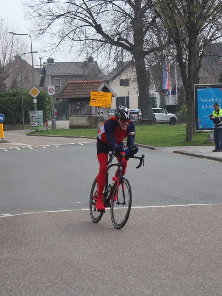 WielerbaanGL's tweet photo. #klauterchrono2019 rit 1 - Geulhemerberg. #glanavelocup2019 #starterkoers https://t.co/WP9frgCdFj