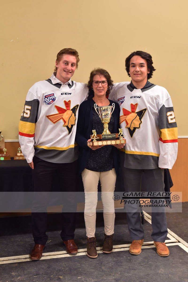 BPontiacs's tweet photo. Congratulations to both @CaydenKraus and @dainedubois19, recipients of the @BPontiacs 2018/19 Matt Cook Unsung Hero Award. #highhonours #welldeserved https://t.co/UGJik6Qm4p