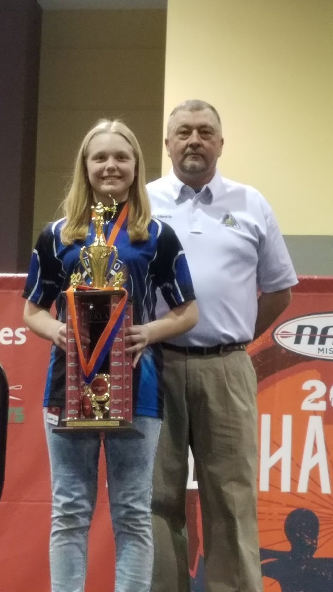 hsdr3archery's tweet photo. Bulls-eye 4th place Middle school female Brook-Lynn M. https://t.co/uzecTst6Pe