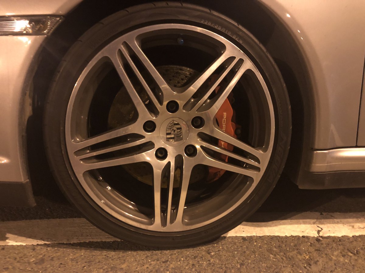 Blezza_jp's tweet photo. 997ターボ入庫致しました👨‍💼
プライスはなんと破格の598万円です！お問い合わせお待ちしております✨ https://t.co/e61nz8znJs