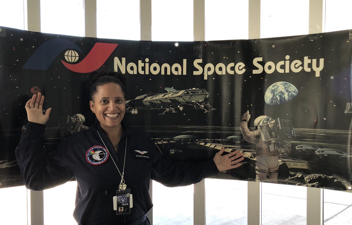 DrSianProctor's tweet photo. Using my #Space2inspire those around me @SpaceUp Phoenix. ππ©π½βπ#AnalogAstronaut #MyTransformativeSpace #SolarSystemAmbassador https://t.co/5IesMEoymz