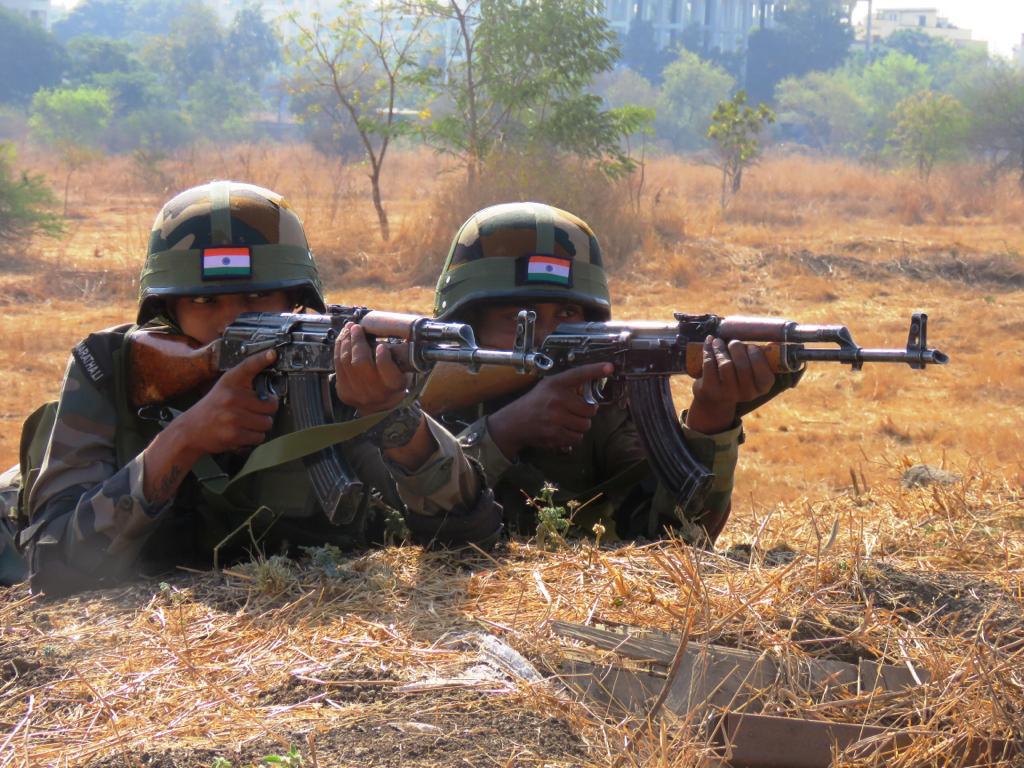 #AFINDEX Participants were shown #Lecture & #Demo on  Standing Combat Deployment #SCD followed by practice of contingents on the same. Discussions on analysis of current situation by staff officers & recommendations for selection of MILOB team sites were deliberated in detail.